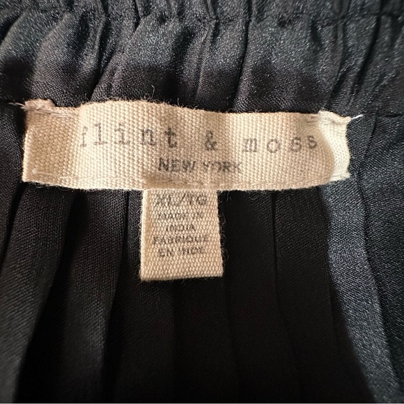 Flint & Moss Pleated Satin Accordion Maxi Skirt Black Size XL Elastic Waist - Picture 5 of 7